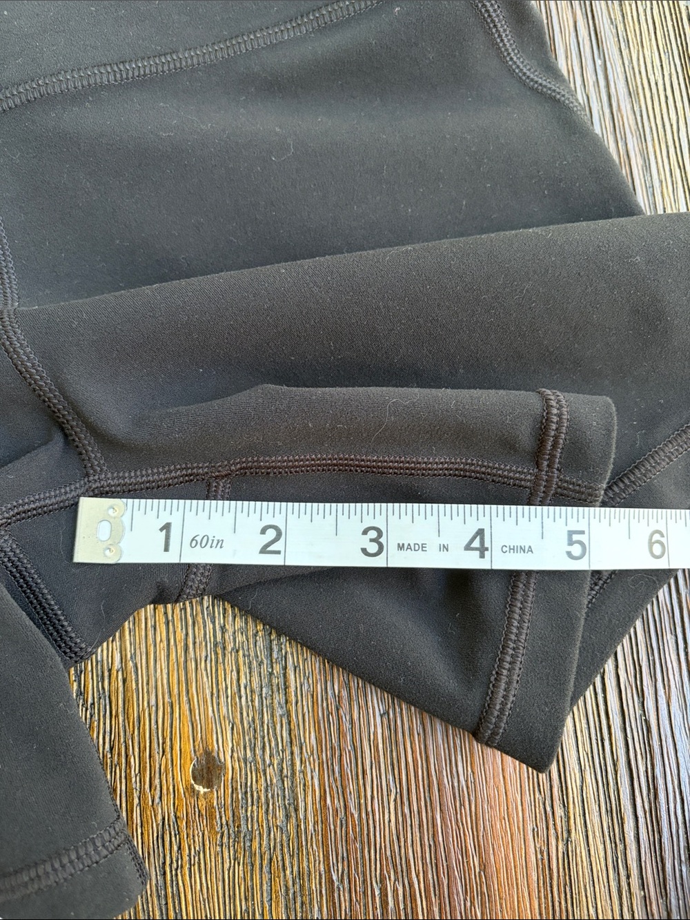 Athleta Transcend High Rise 5” Short Sz S - Picture 6 of 8